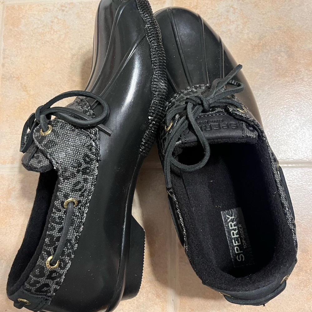 Sperry Women’s Black Duck Shoes